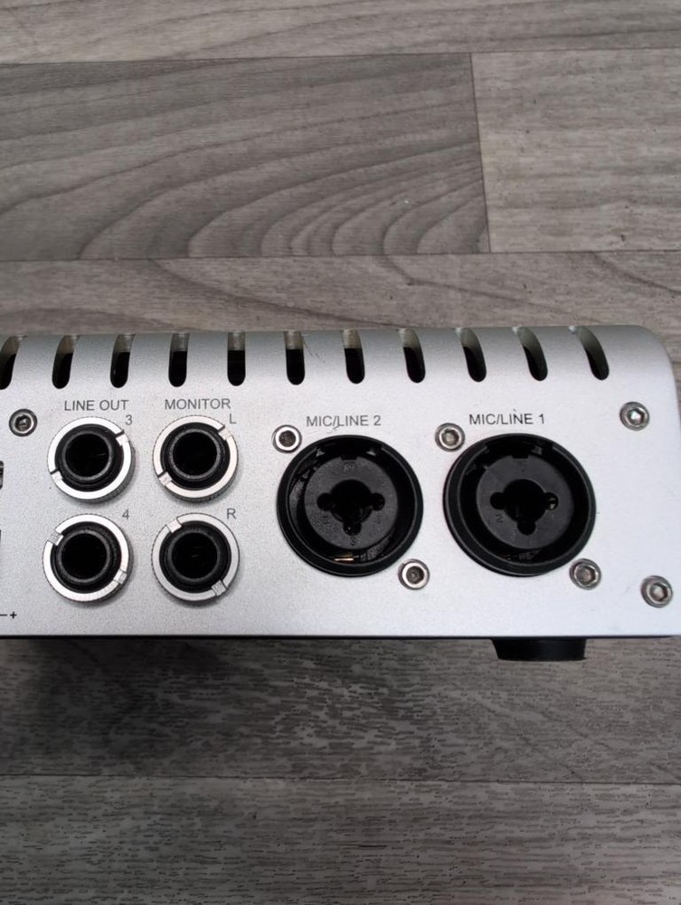 Universal Audio Apollo Twin Desktop Audio Interface (A1D024035)