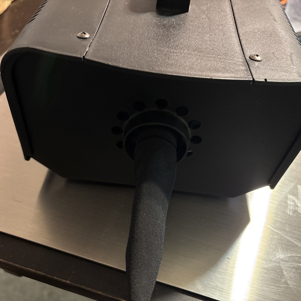 Froggy's Fog - 650 Watt Variable Snow Machine no controller