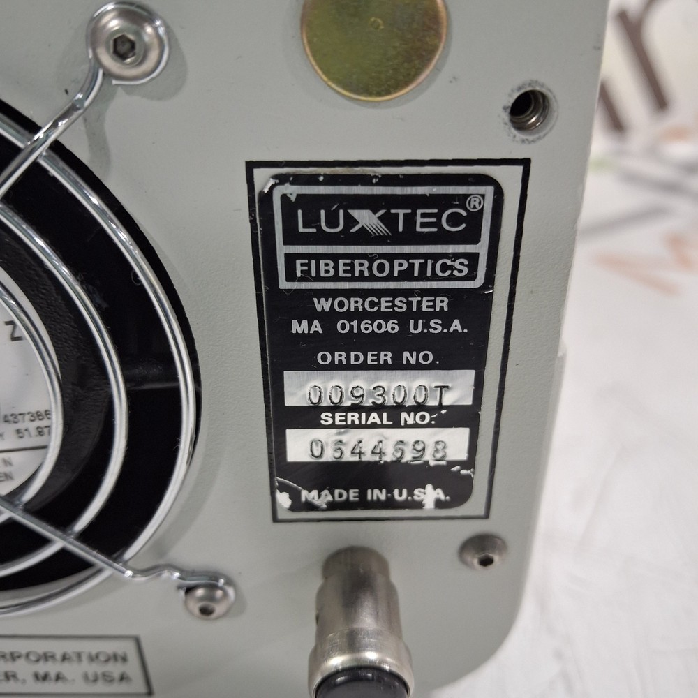Luxtec 9300 Xenon Series 9000 Light Source