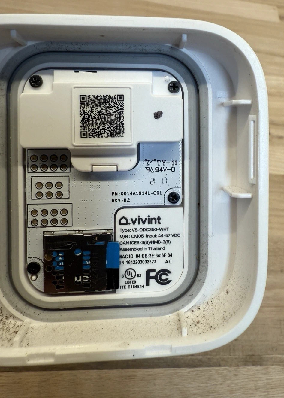 Vivint Outdoor Camera Pro Gen 2 White VS-ODC350-WHT