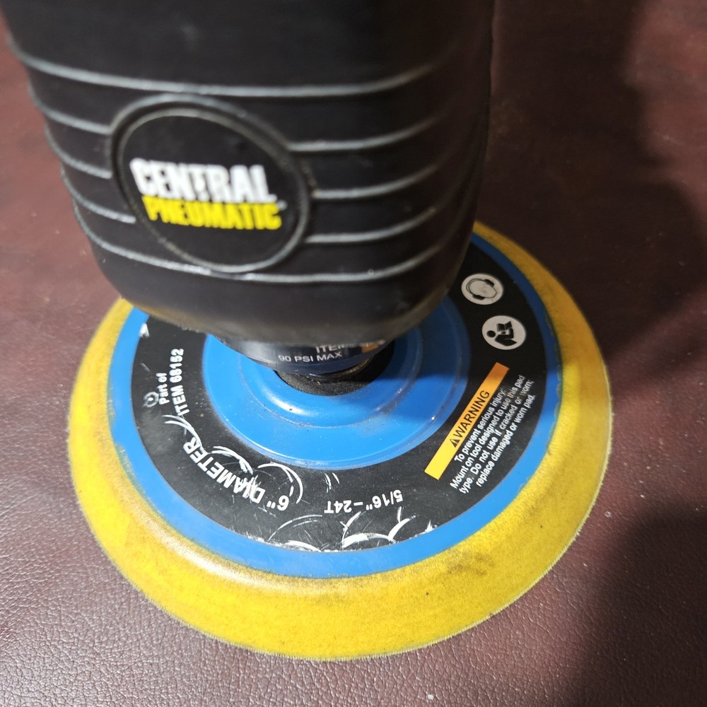 CENTRAL PNEUMATIC 68152 AIR SANDER BUFFER 6" Works Well