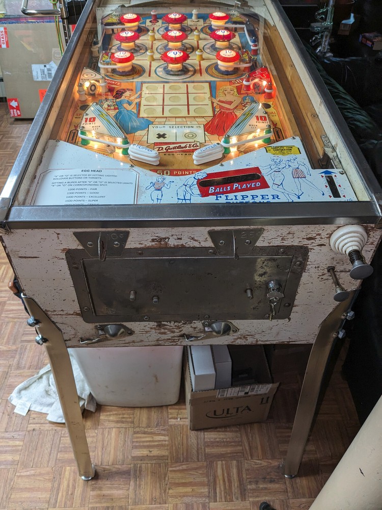 1961 Gottlieb Egg Head Pinball Machine