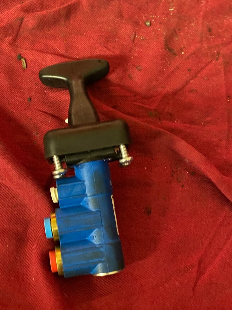 BENDIX TRAILER BRAKE VALVE, SWITCH, K024929