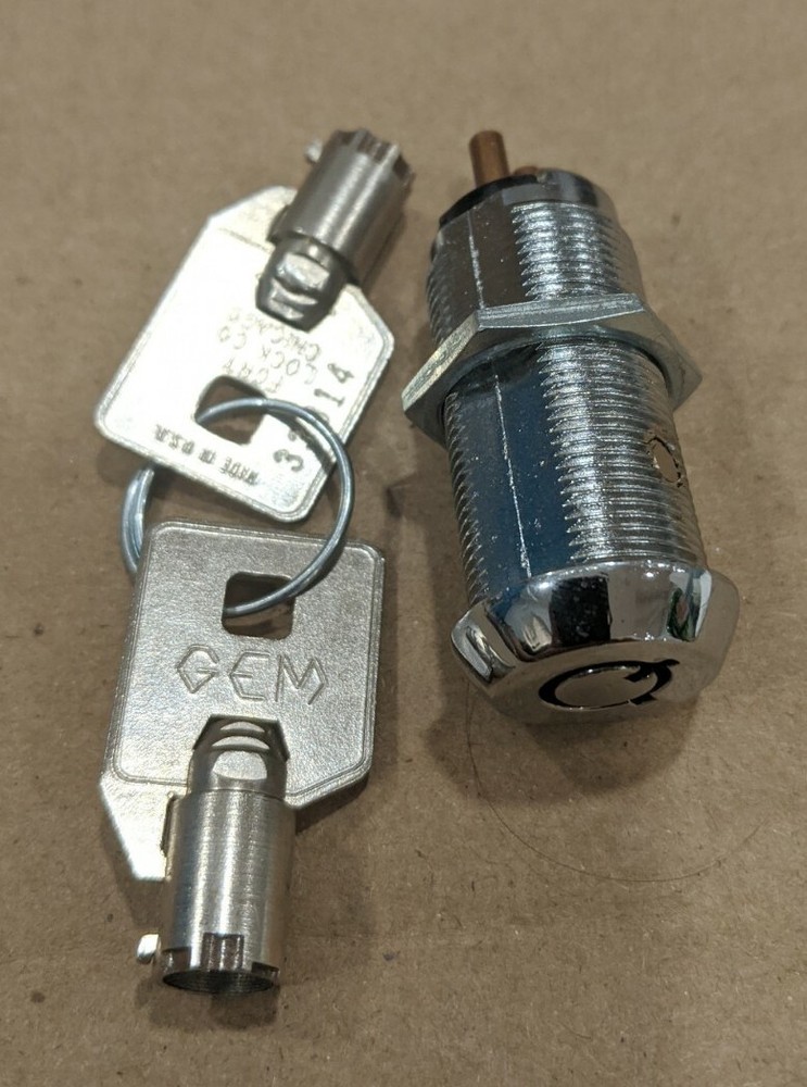 Fort Maintained Key Switch With Posts, 2 Tubular Keys