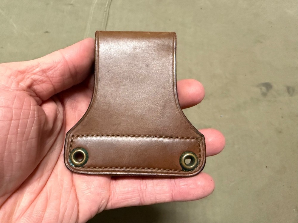 ORIGINAL WWII US ARMY M1942 .45 PISTOL SHOULDER CLIP HOOK HOLSTER HANGER-1925