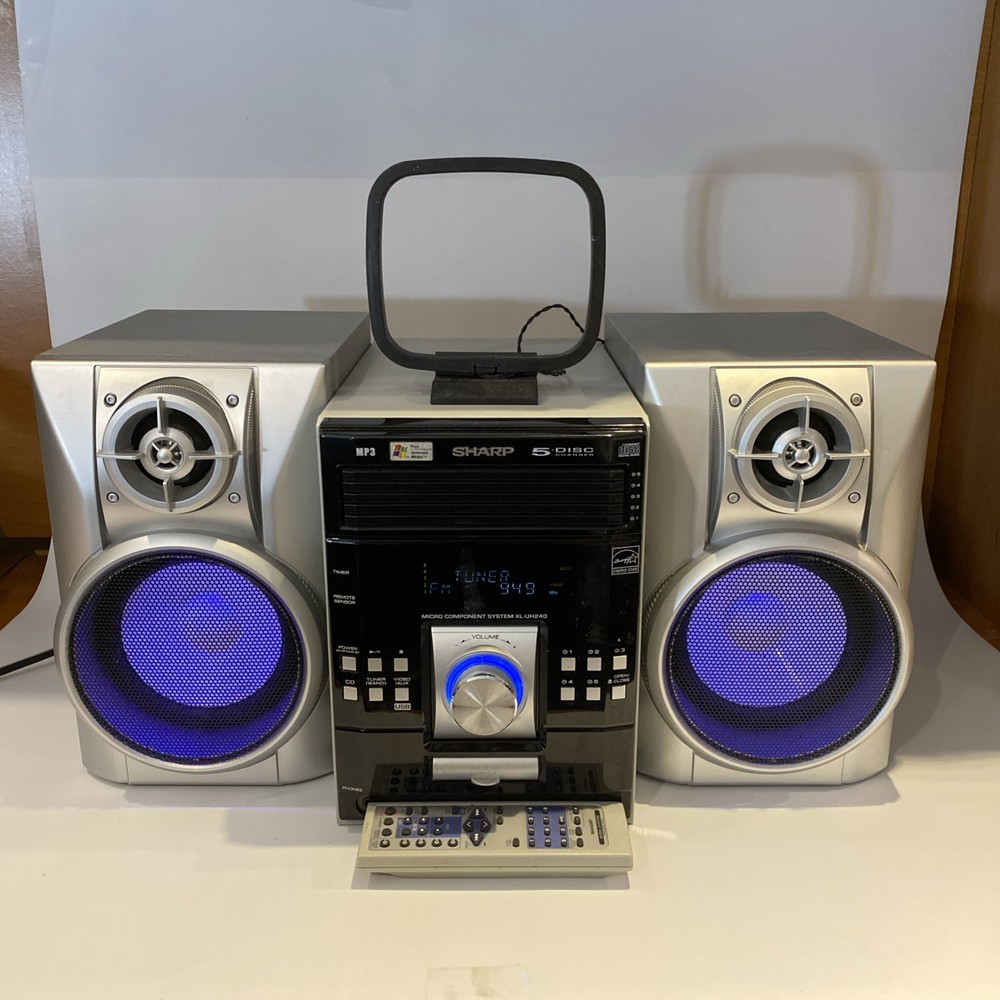 Sharp Micro Stereo System 5 CD Player / MP3 / Video / Aux / USB Model XL-UH240
