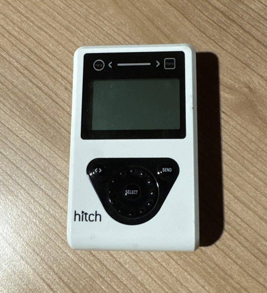 Sima Hitch USB Ipod Digital Data Transfer Device White 2-USB Ports LCD Display