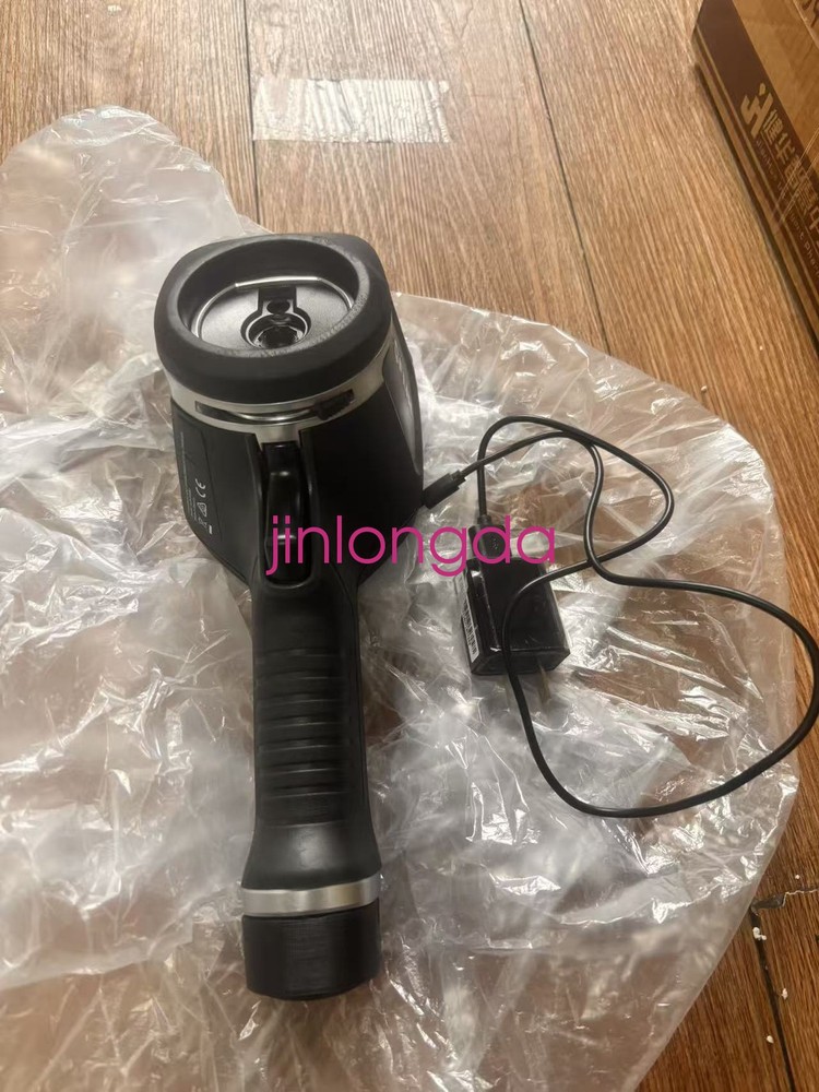 Flir E8 thermal imaging camera