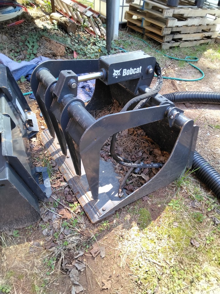 mt 100 bobcat mini skidsteer