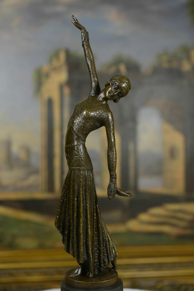 Bronze art deco Dancer Egyptian Dancer "Footsteps", signed: D.H.Chiparus
