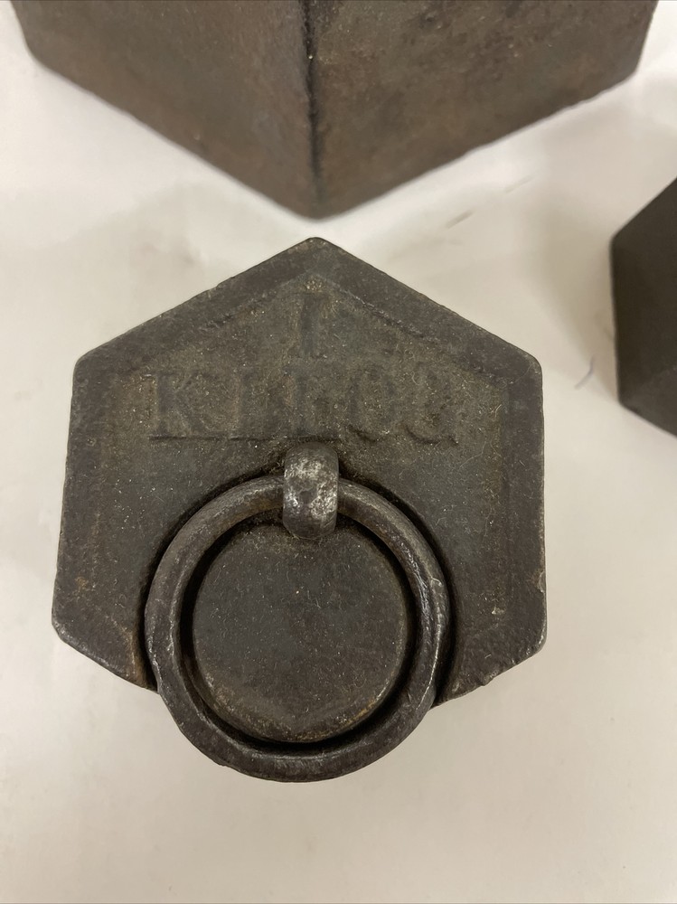 Antique KILOGRAM IRON RING WEIGHTS 6 Hexagonal For Scale