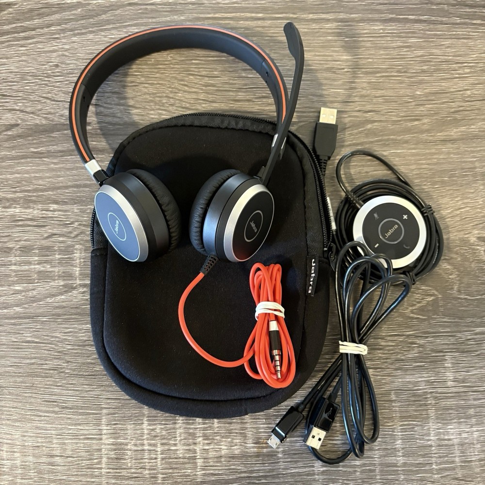 Jabra Evolve 40 Stereo Headset + Controller MS Teams HSC017 + ENC010 Barely Used