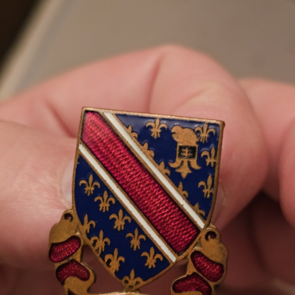 WW2 US Army 110th Engineer Pin Unit Crest Get It Done with Two Adddition Pieces