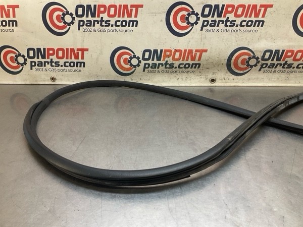 03-09 Nissan 350Z Passenger Coupe Door Frame Weatherstrip 76921CD000 OEM 15Bapge