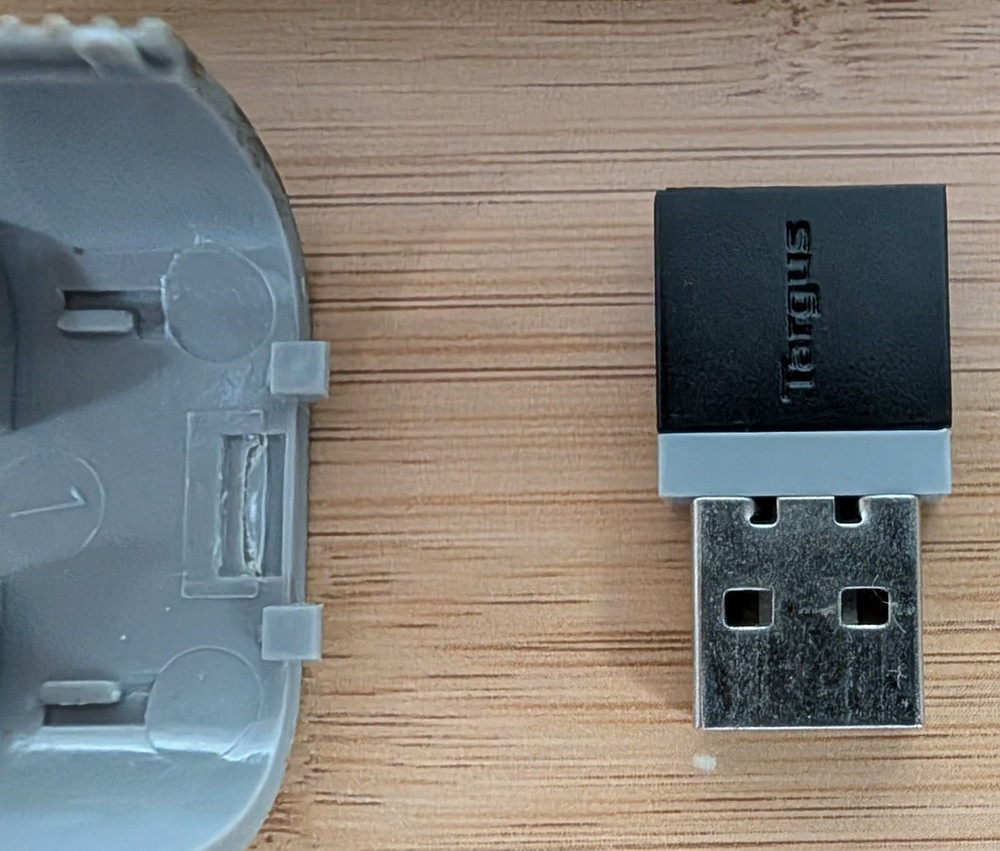 Targus AMP13US Wireless USBLaser Presentation Remote Pointer. Pre-owned