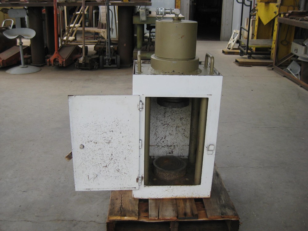 Hyd press 100 ton (testing) (lab)