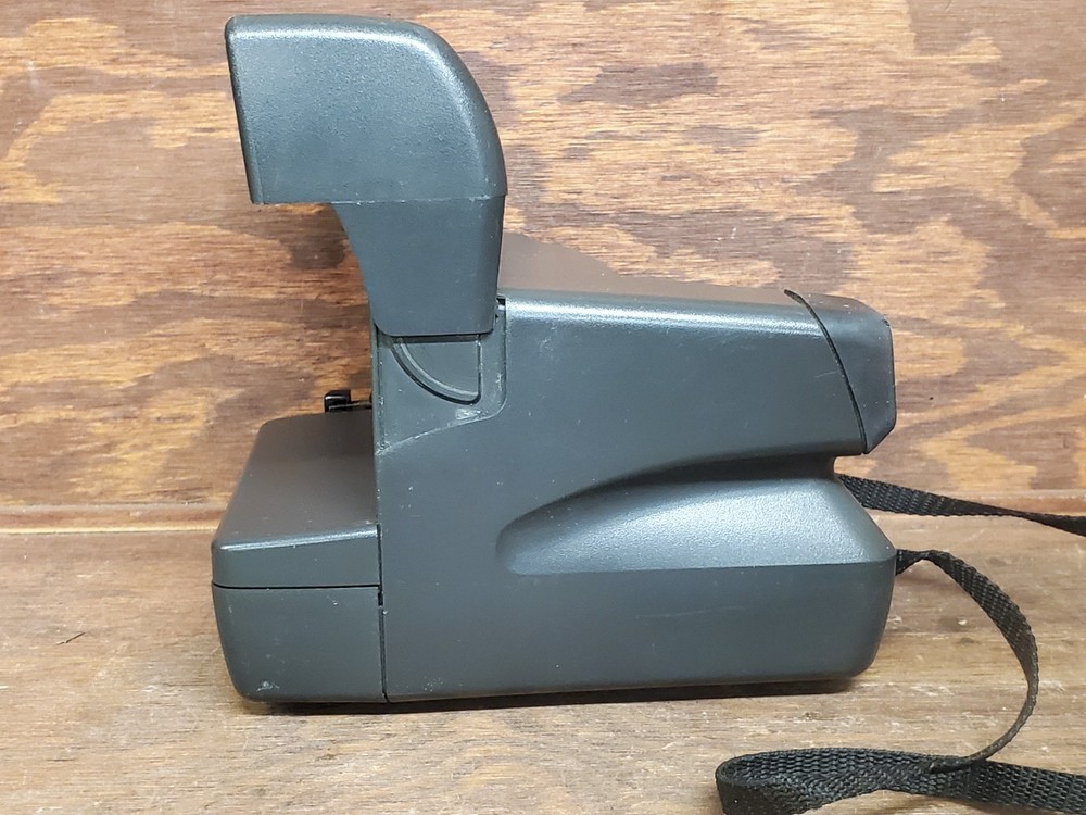 Vintage Polaroid Close Up 600