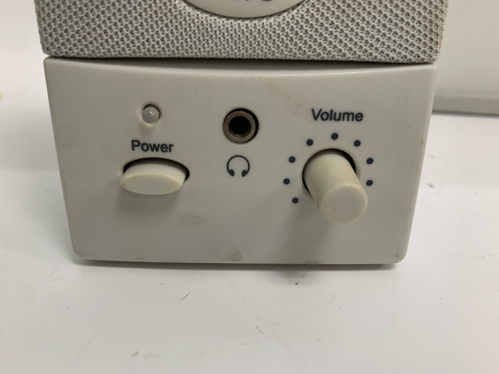 7" CYBER ACOUSTICS 2 PEICE SPEAKER SET