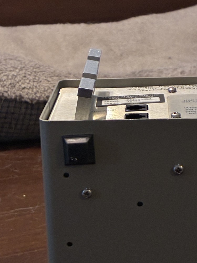 Avcom Portable Spectrum Analyzer Model PSA-2400A With Manual PDF Read Below!