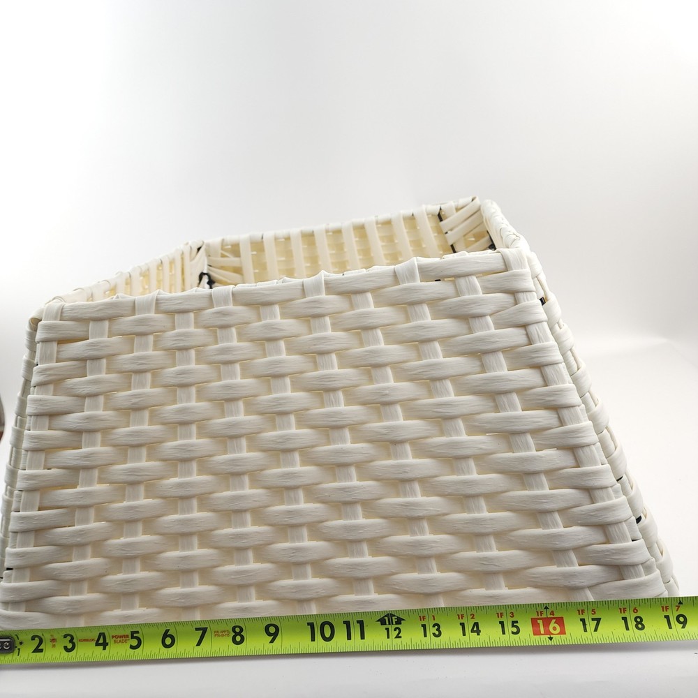 Bethlehem Lights Square Wicker Christmas Tree Collar in White