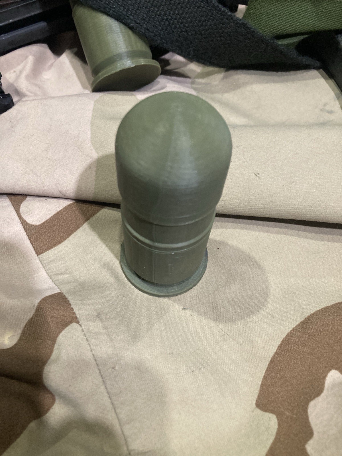 40mm Inert Replica HEDP (37mm sized) For Living History W/bandolier USGI Nam