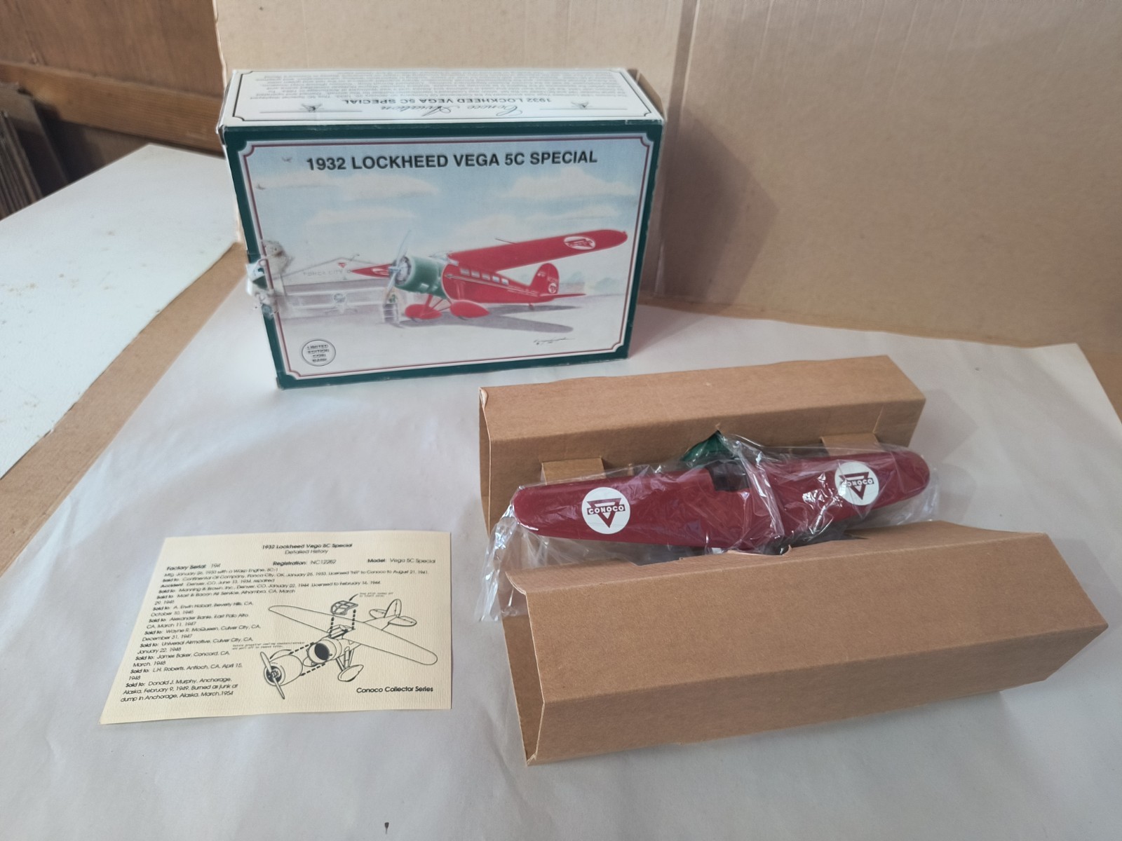 1932 Lockheed Vega 5C Special Conoco Diecast Plane Coin Bank Limited Edition '92