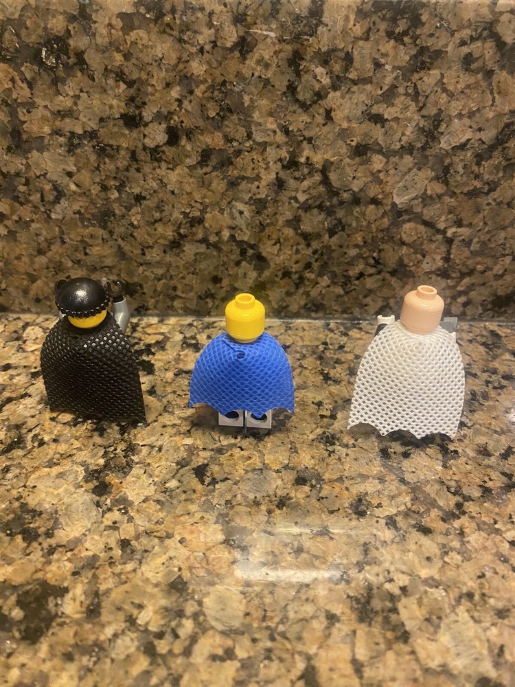 10 - Lego Mini-Figure Capes ***NEW***