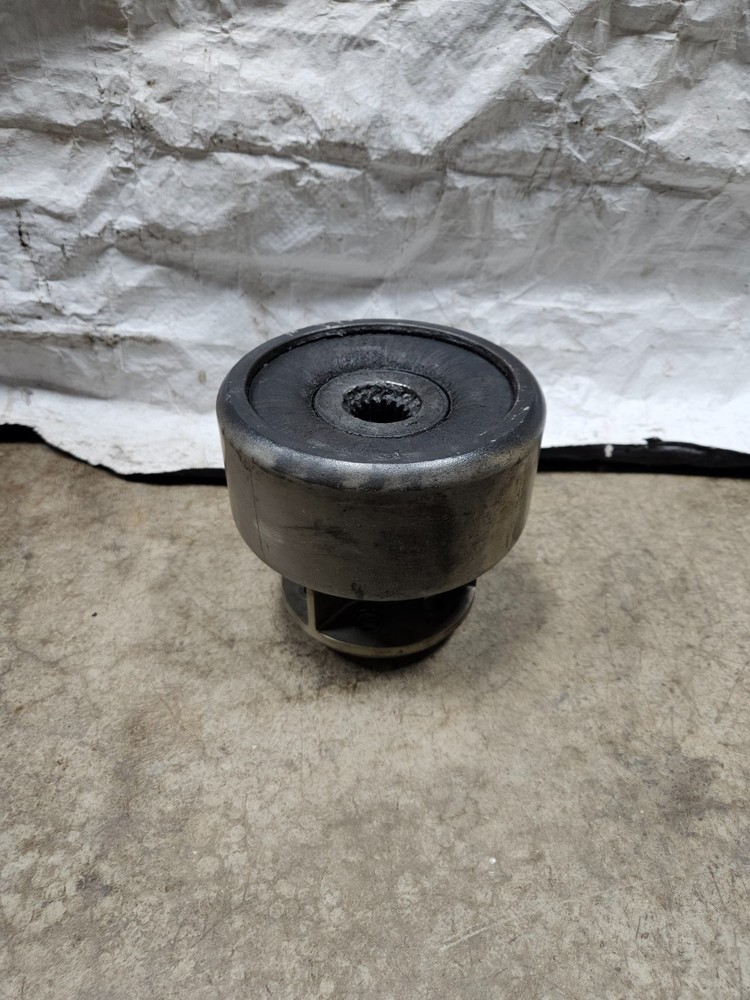 OMC Cobra Volvo Penta Engine Coupler 986917