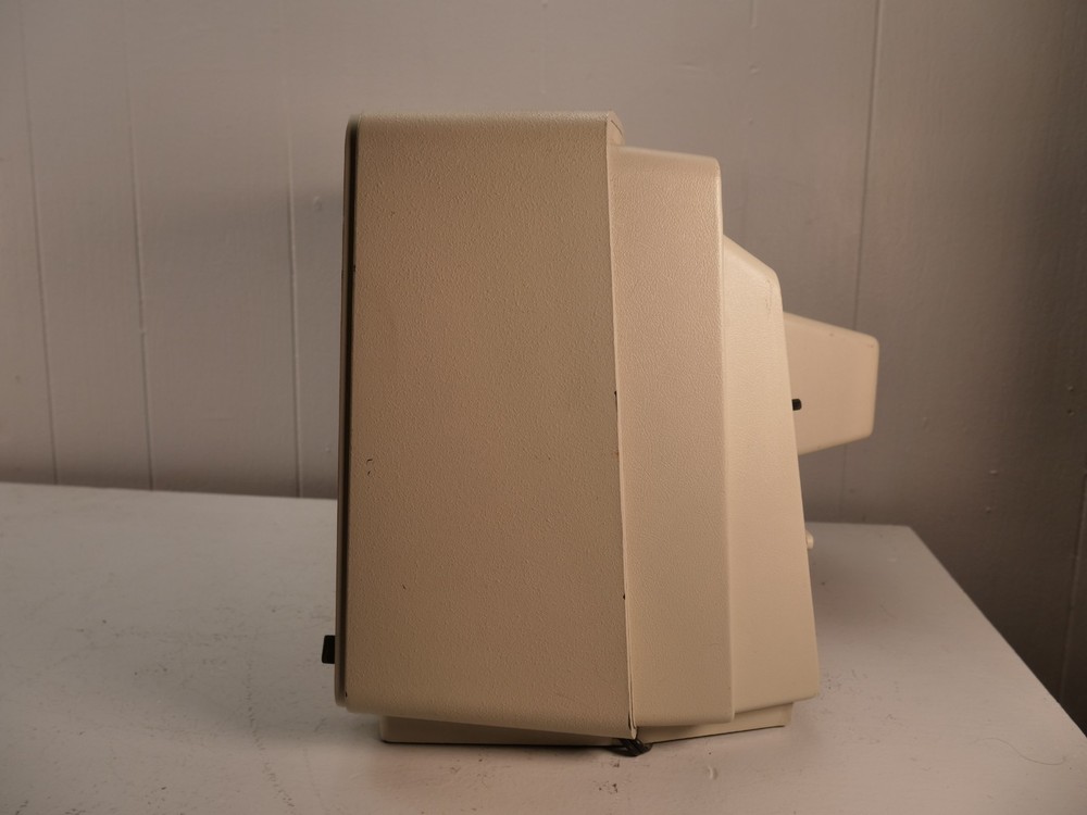 Zenith Data Systems Computer Monitor ZVM-121