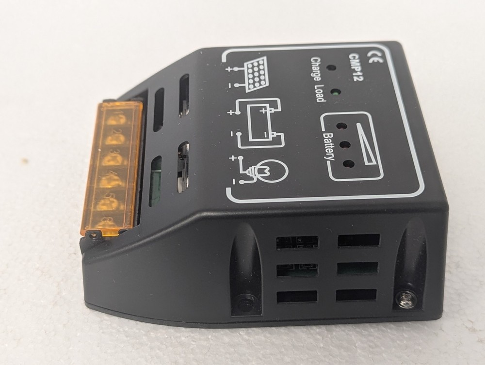 Solar Charge Controller - 12 Volts 10 Amp Solar Controller -CMP12