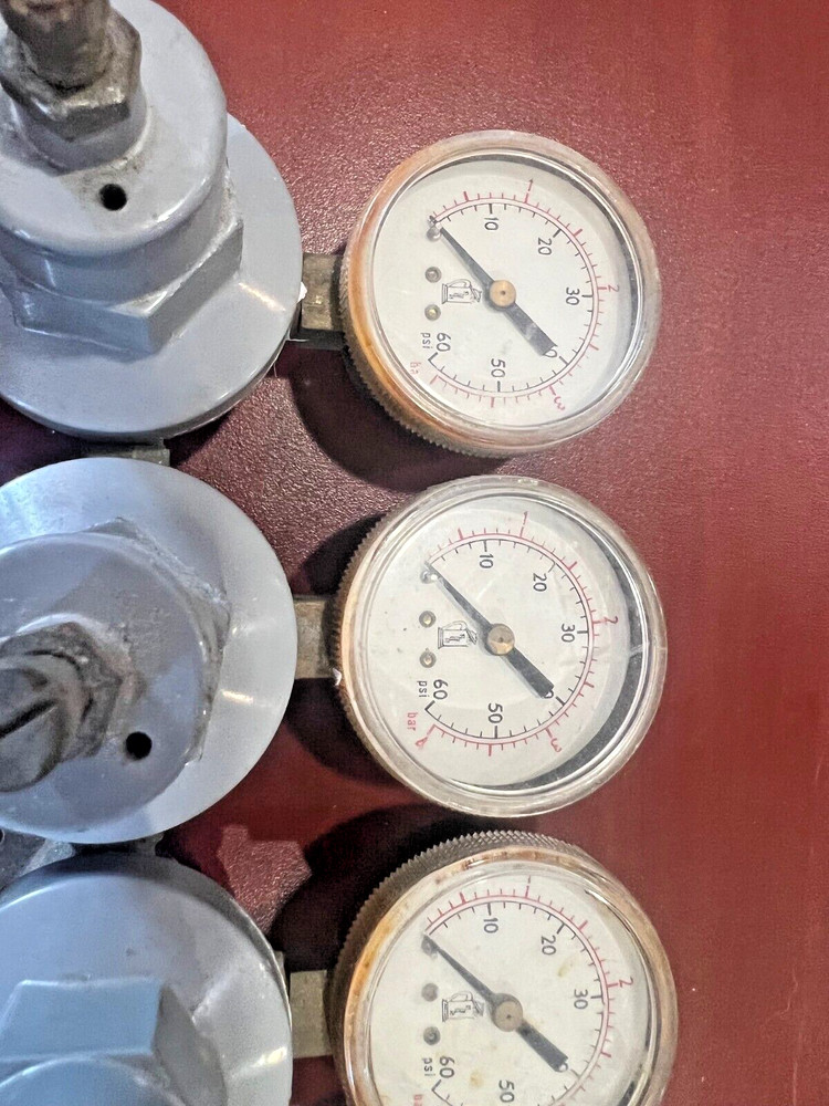 Four Product Secondary CO2 Regulator