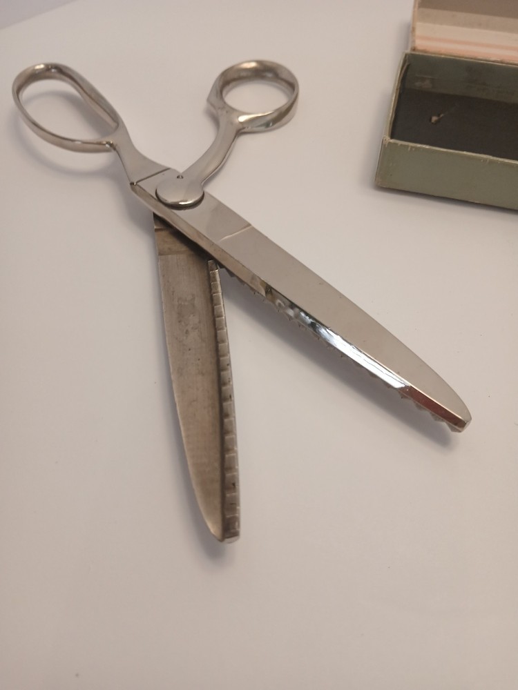 wiss pinking shears vintage, new condition