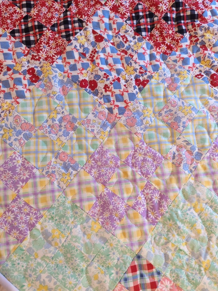 Hand Made Patchwork 9 Patch Quilt Hand Pieced Machine Quilted Lap Crib 36 X 41