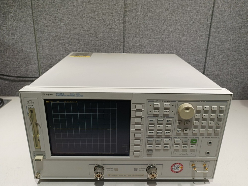 Agilent 8753ES, S-Parameter Network Analyzer, 30kHz-6GHz, OPT: 006 & 010 #