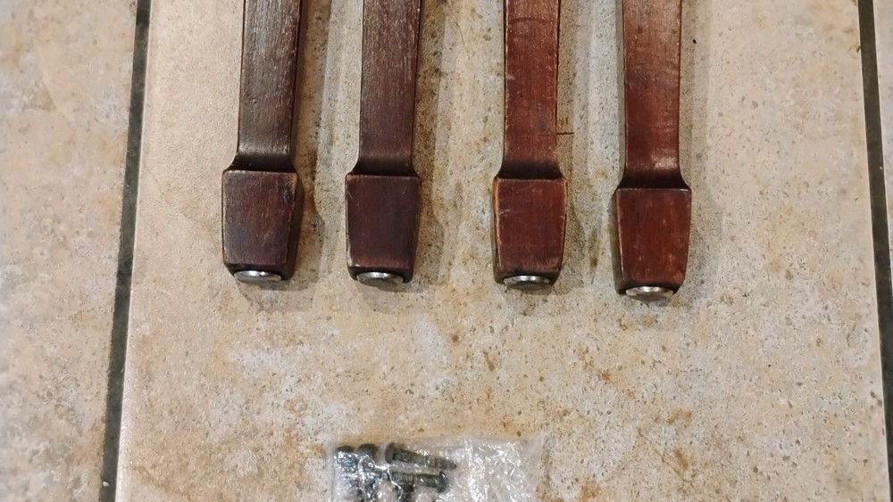 Singer #40 Sewing machine cabinet replacement legs