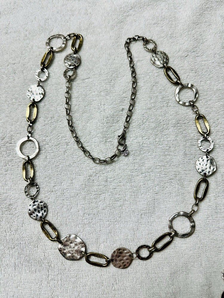 Ruby Rd Primitive Mod Hammered Gold/Silver Tone Circle Oval Link Necklace n0136