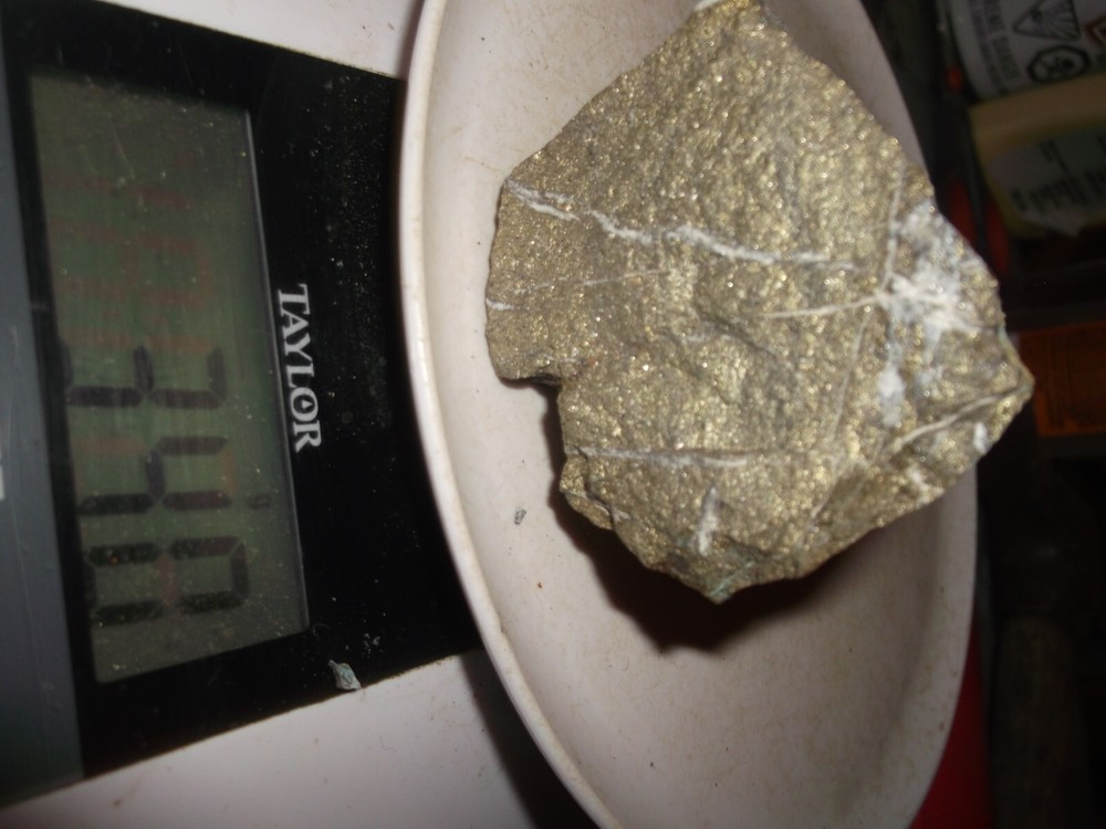 Gold, silver, copper, 340 grams samples ,ore high grade .