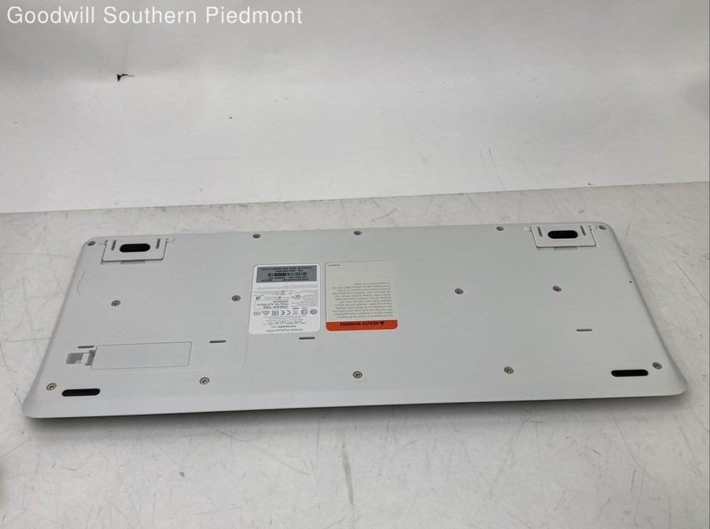 Microsoft Wireless 3050 Desktop Keyboard and Mouse Bundle - Open Box