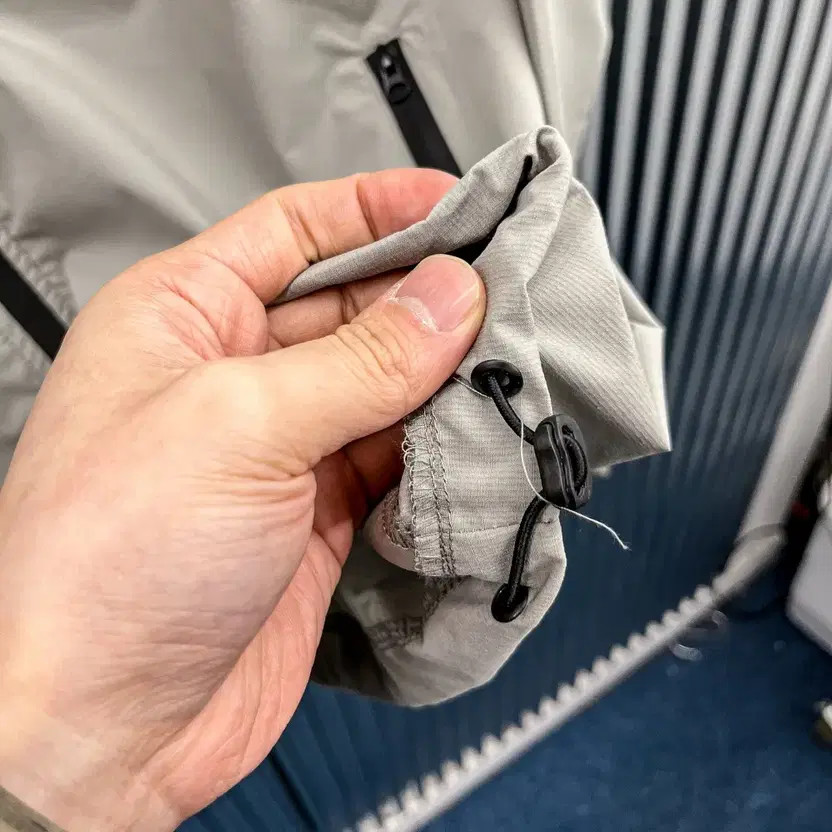 New Rain String Windstopper AF334