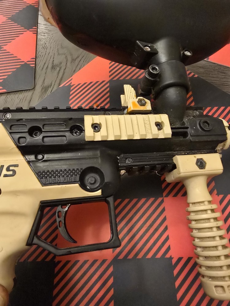 Cronus Paintball Gun - Beige/Black.