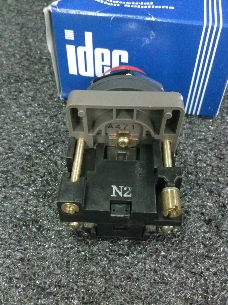 IDEC Type YC10 Red Round Miniature Pilot Pushbutton Switch