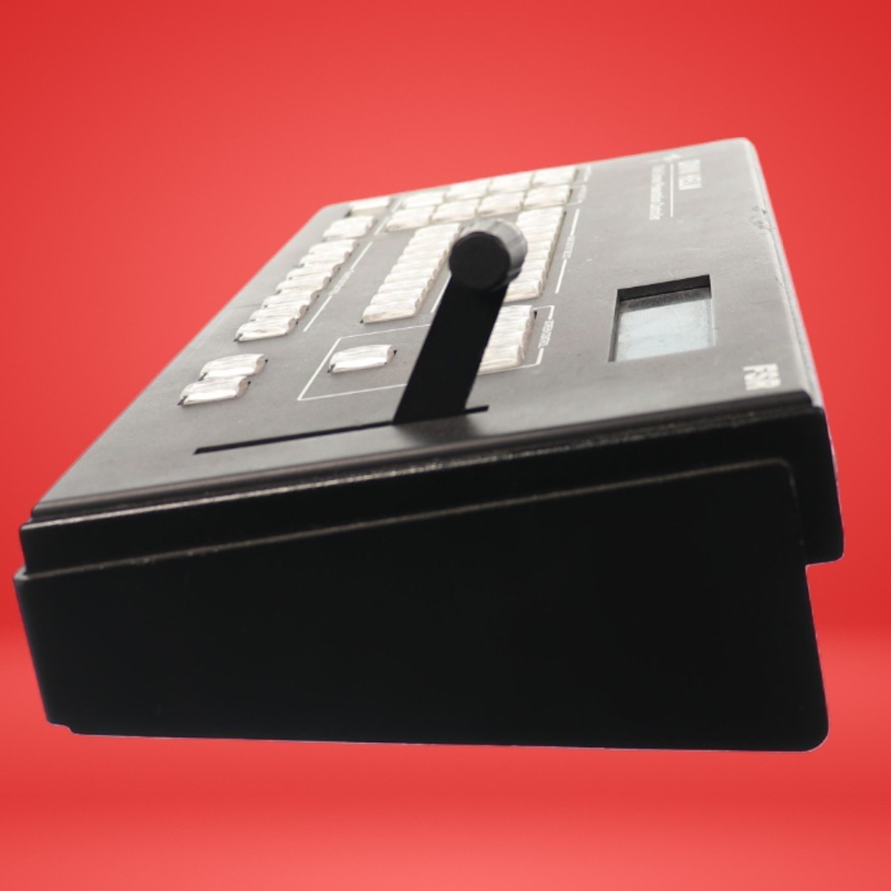 FSR ON-HELM Omni Helm Multi-screen presentation controller