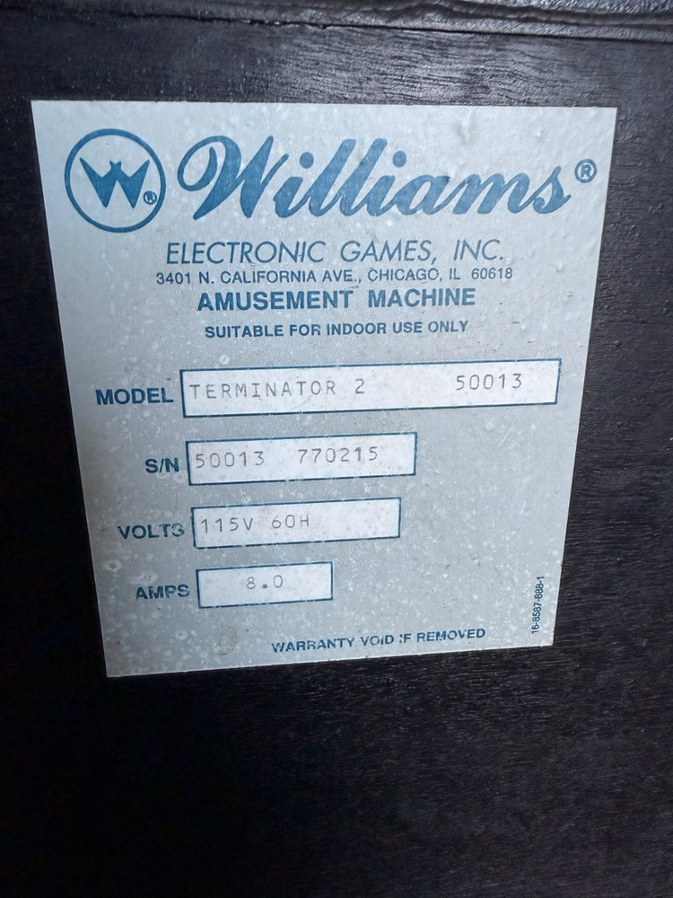 TERMINATOR 2 PINBALL MACHINE BY WILLIAMS -- EXCELLENT CONDITION