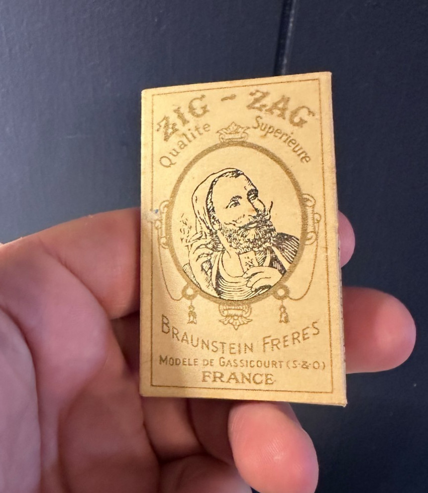 Vintage 1960s Zig Zag Rolling Papers Full Pack