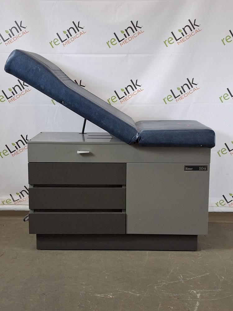 Ritter 104 Exam Table