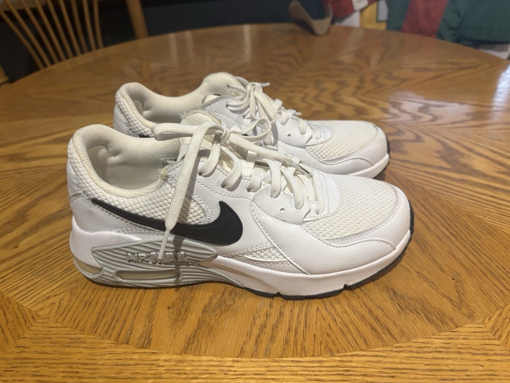 Nike Air Max Excee White Size 6.5