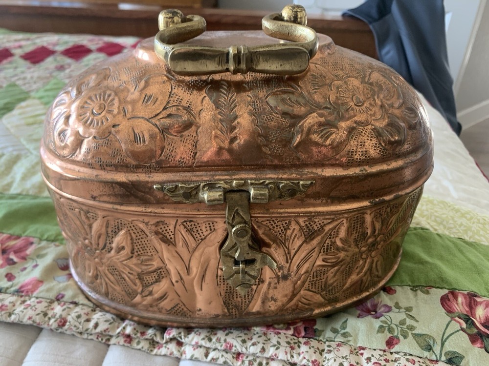 Hand Chased Copper On Brass Turkish Kildan Soap Container