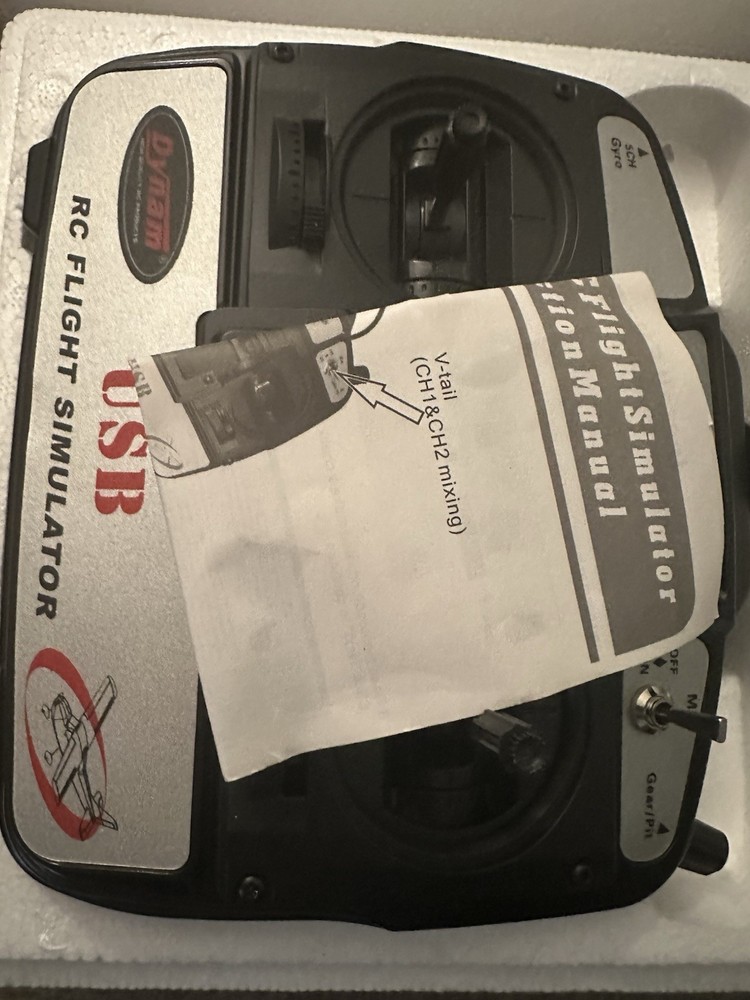 Dynam USB RC Flight Simulator Controller In Original Box USED CONDITION