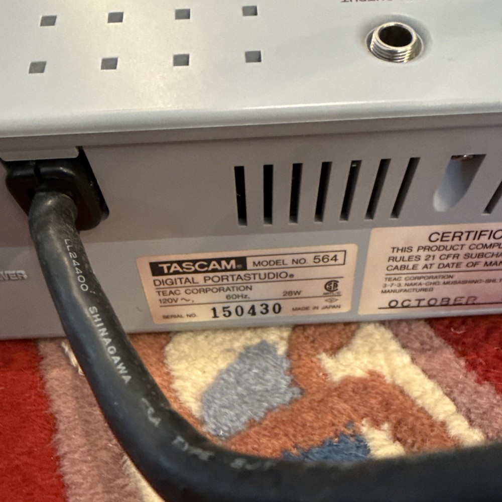 Tascam Digital PortaStudio 564 - Powers On / Untested
