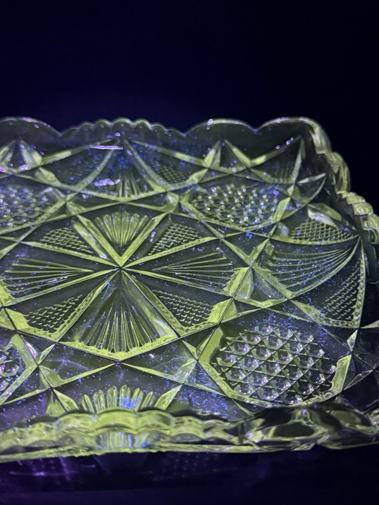 Ornate Glass Tray 7"